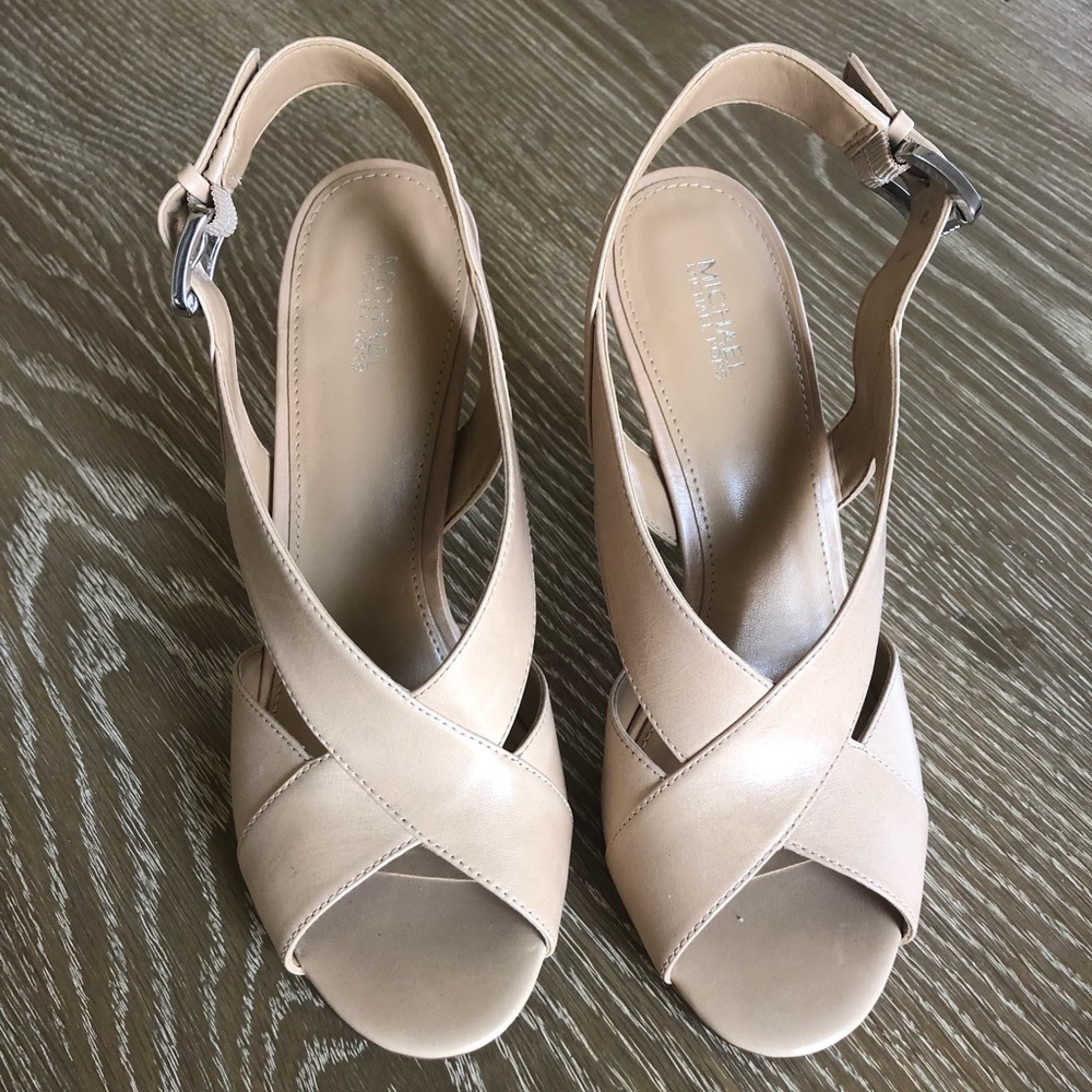 *NEW Nude Michael Kors heels
